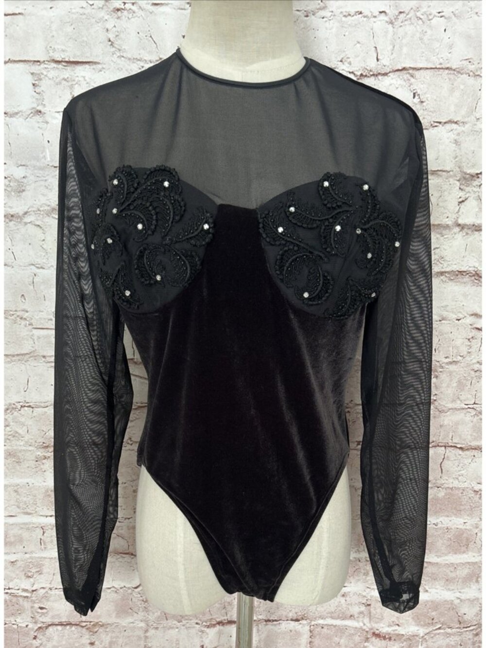 Vintage NATORI Black Velvet Mesh Bodysuit Sleeves Size Medium Neiman Marcus